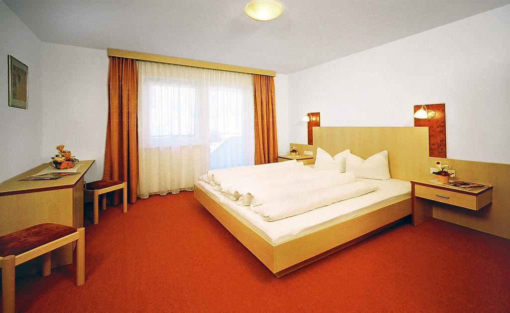 Gaestehaus Mrak Längenfeld Room photo